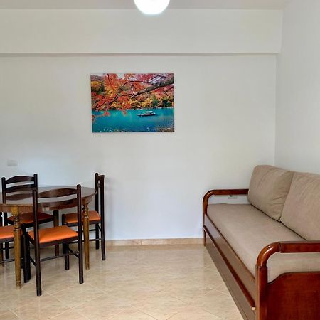Maxus Apts Sarandë Exterior foto